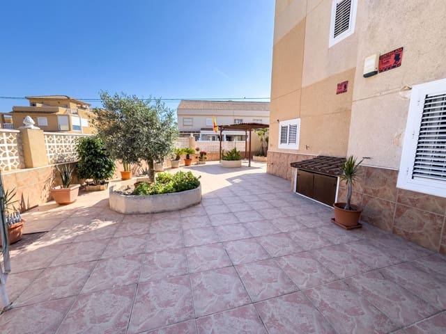 5 Zimmer Doppelhaus zu verkaufen in Los Frutales, Torrevieja mit Pool Garage - 320.000 € (Ref: 10005047)