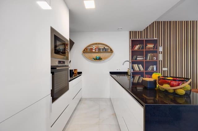 3 sovrum Lägenhet till salu i La Florida, Orihuela med pool garage - 325 000 € (Ref: 10005048)