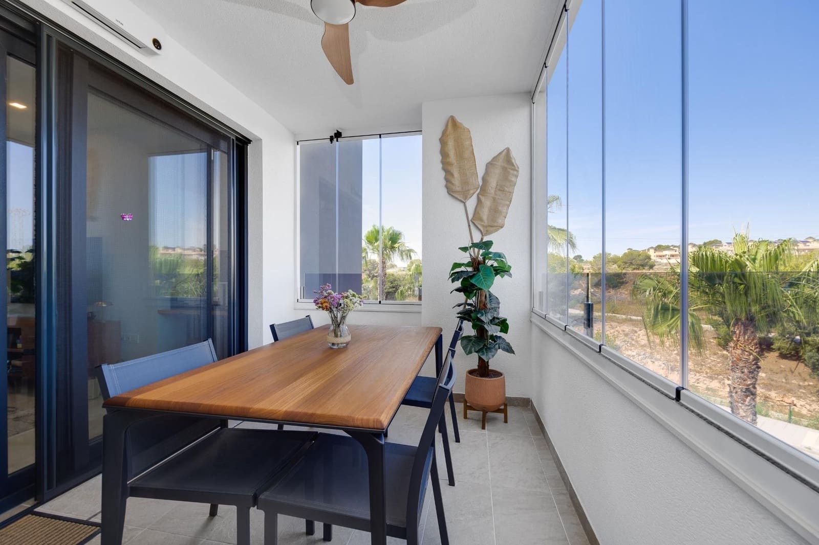 3 sovrum Lägenhet till salu i Orihuela Costa med pool garage - 325 000 € (Ref: 10005048)