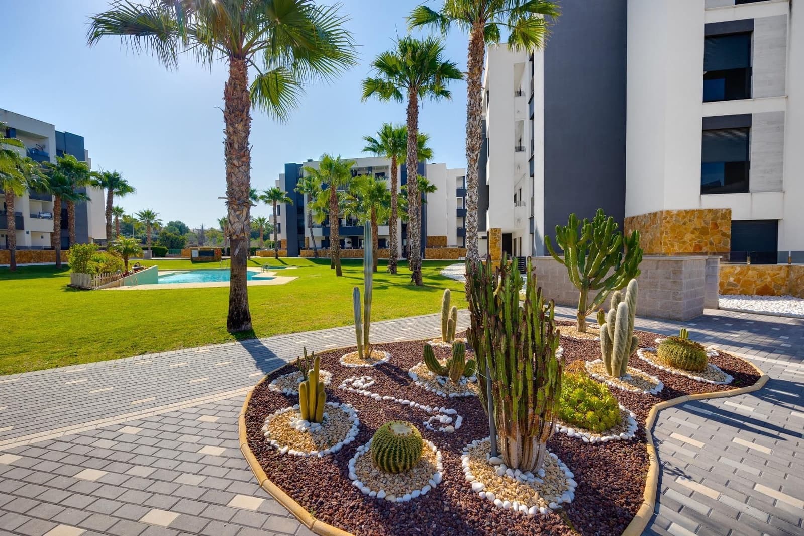3 sovrum Lägenhet till salu i Orihuela Costa med pool garage - 325 000 € (Ref: 10005048)