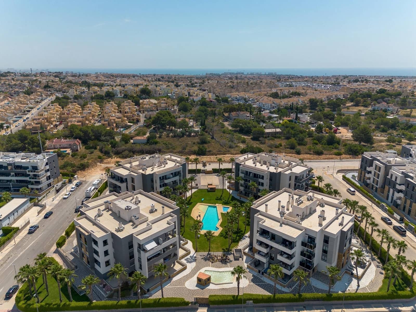 3 sovrum Lägenhet till salu i Orihuela Costa med pool garage - 325 000 € (Ref: 10005048)