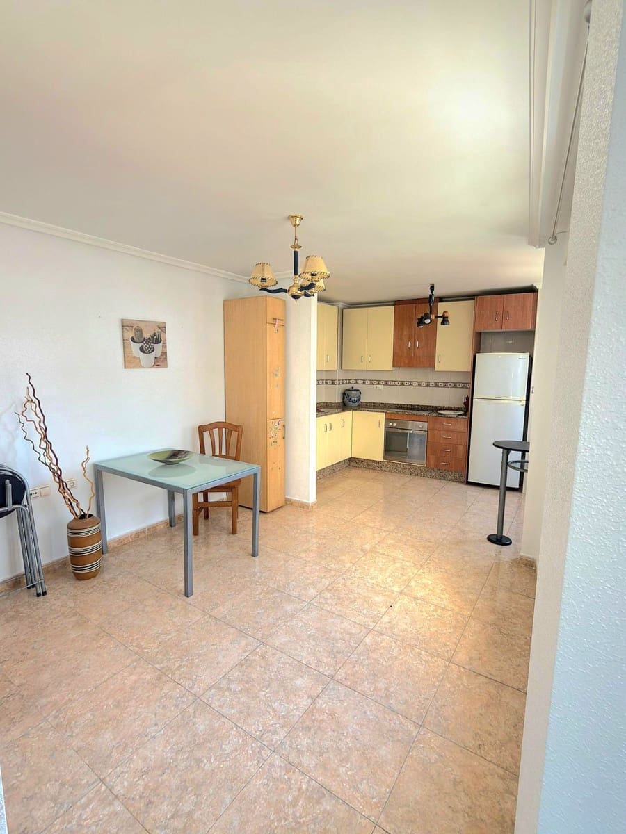 2 quarto Apartamento para venda em Los Montesinos - 124 900 € (Ref: 10005050)