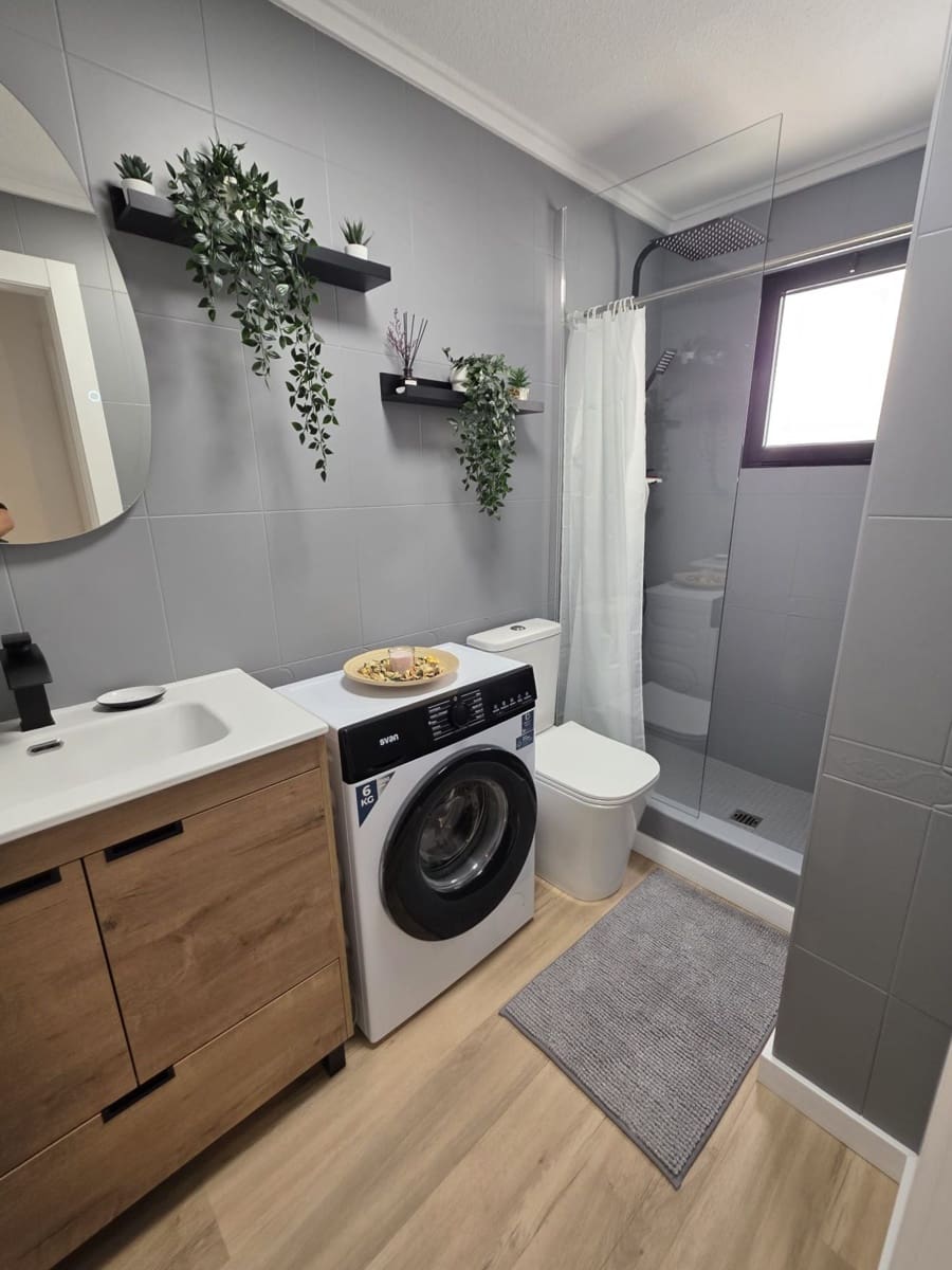 1 Zimmer Apartment zu verkaufen in Torrevieja - 167.000 € (Ref: 10005051)