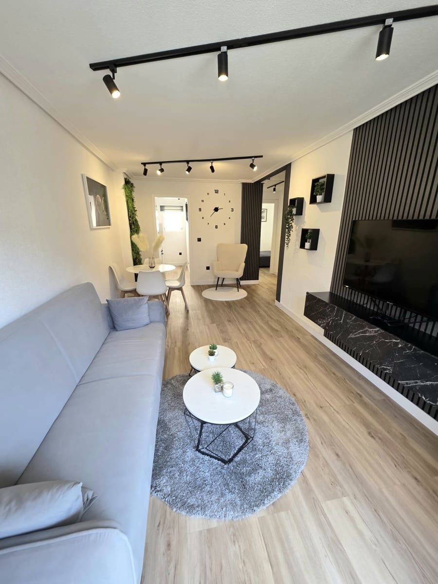 1 Zimmer Apartment zu verkaufen in Torrevieja - 167.000 € (Ref: 10005051)