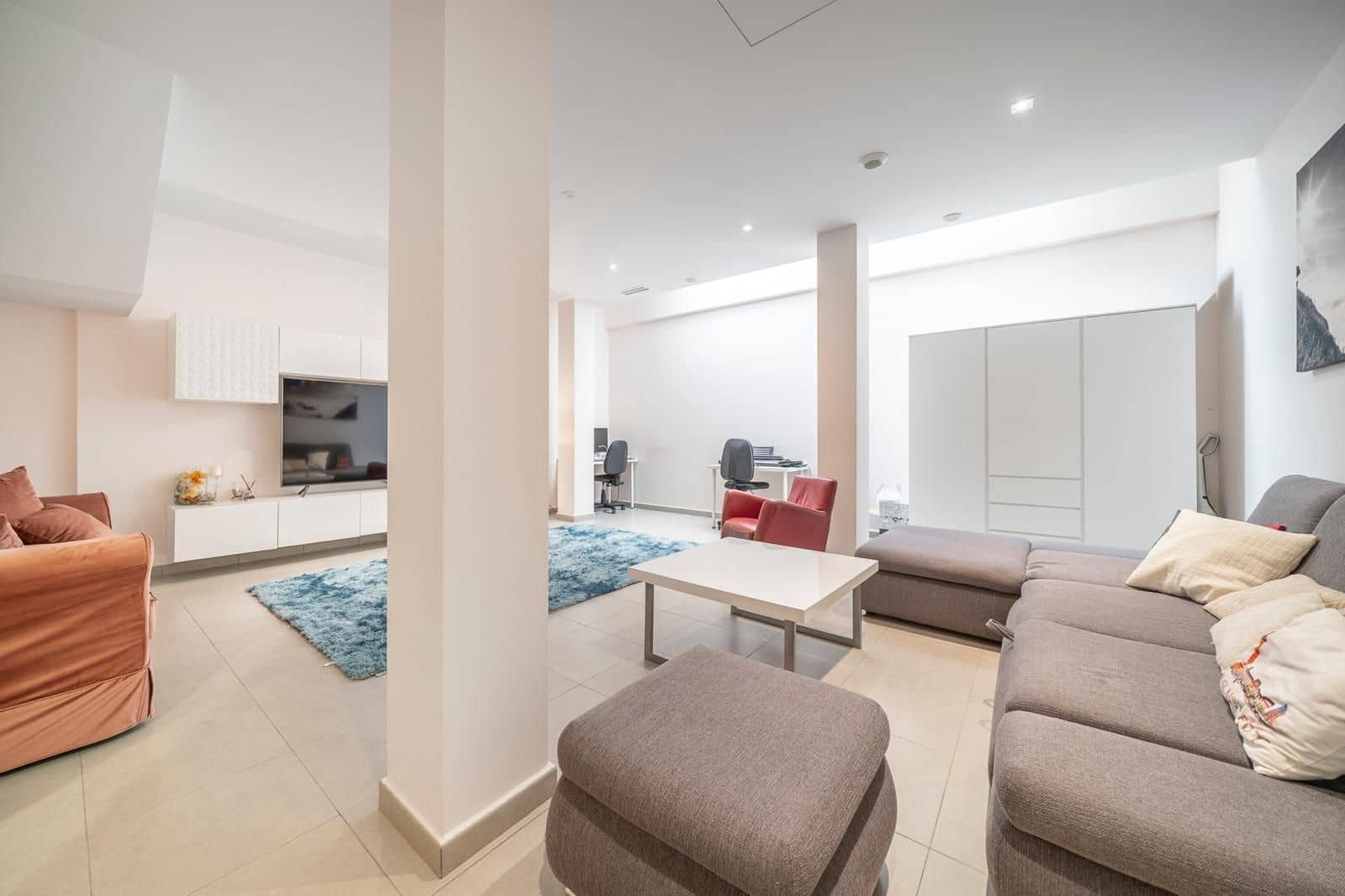 5 slaapkamer Villa te koop in Torrevieja met zwembad garage - € 558.900 (Ref: 10005052)