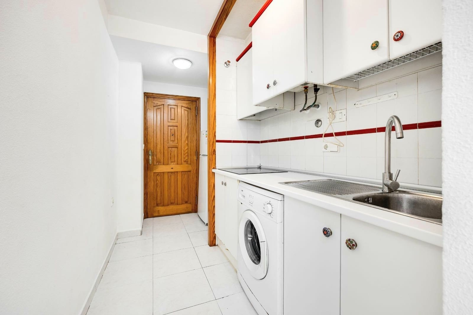 Studio till salu i Torrevieja - 93 900 € (Ref: 10005053)