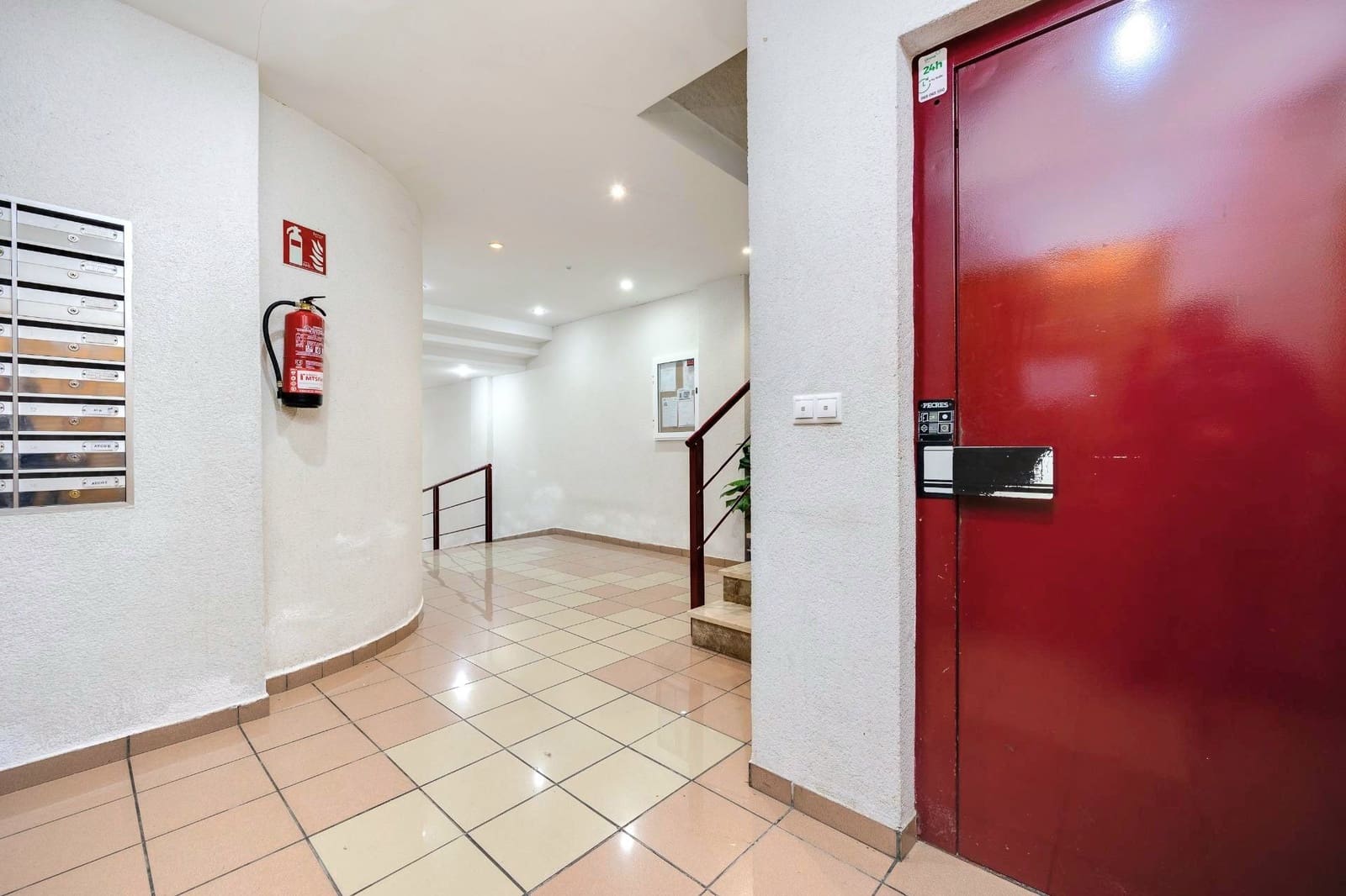 Studio till salu i Torrevieja - 93 900 € (Ref: 10005053)