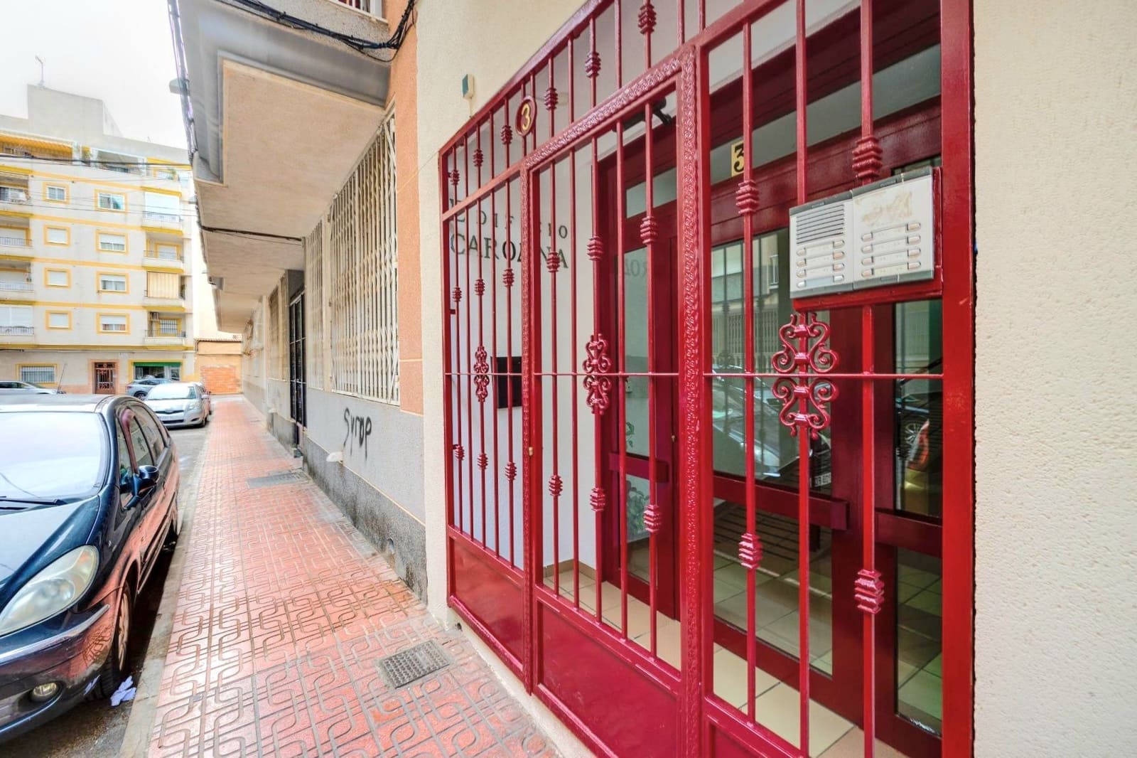 Studio till salu i Torrevieja - 93 900 € (Ref: 10005053)