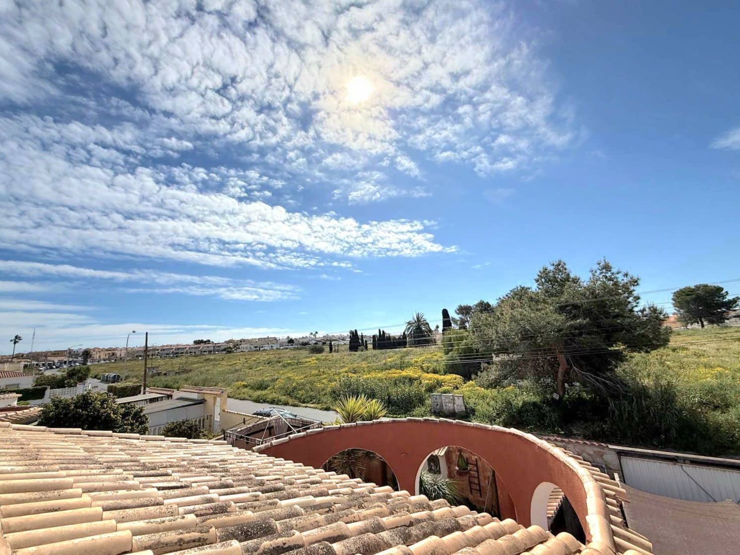 3 soveværelse Villa til salg i Torrevieja med swimmingpool garage - € 320.000 (Ref: 10005054)