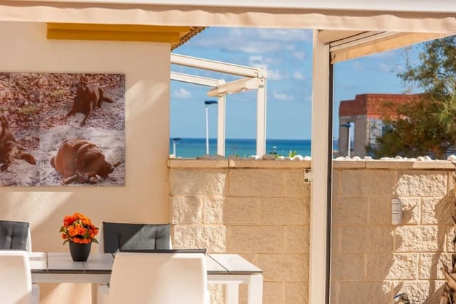 2 soveværelse Lejlighed til salg i Los Secanos, Guardamar del Segura med swimmingpool garage - € 299.000 (Ref: 10005055)