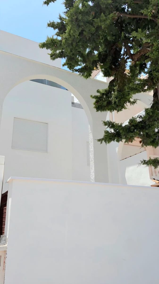 Pareado de 3 habitaciones en Torrevieja en venta con piscina - 259.000 € (Ref: 10005057)