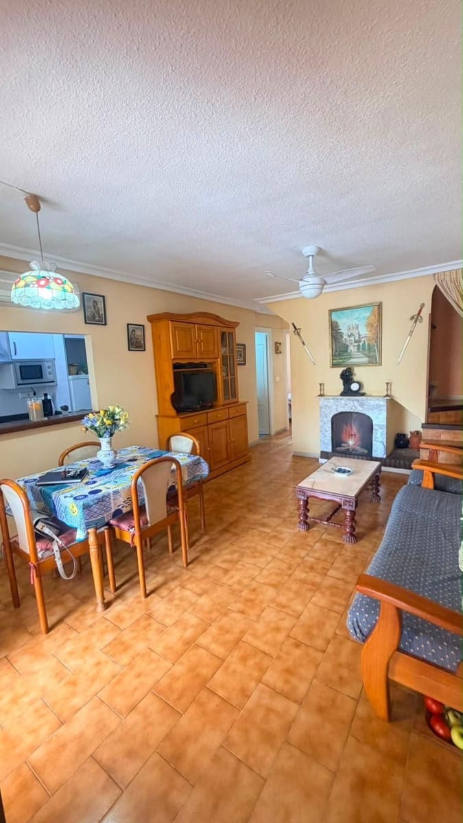 3 soverom Penthouse til salgs i Torrevieja - € 210 000 (Ref: 10005061)