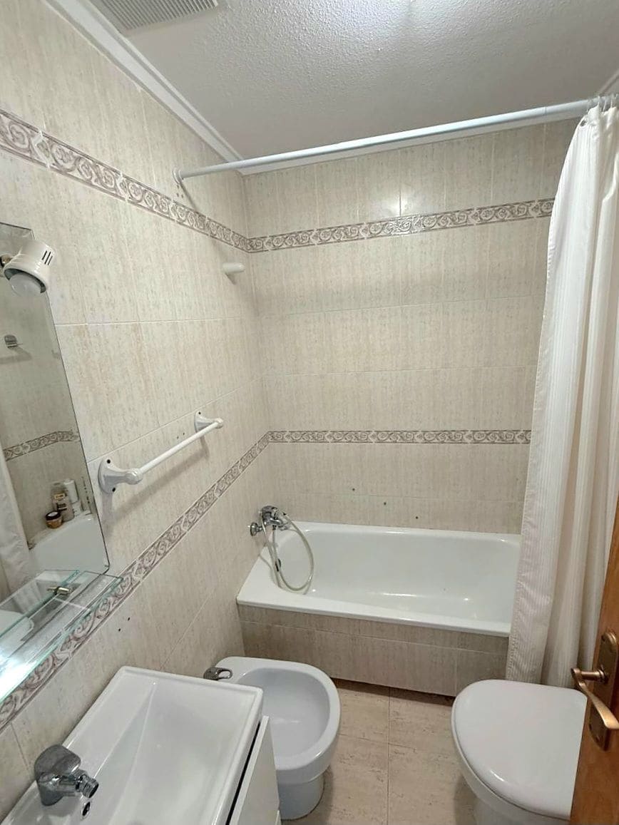 2 Zimmer Bungalow zu verkaufen in Torrevieja mit Pool - 179.000 € (Ref: 10005062)
