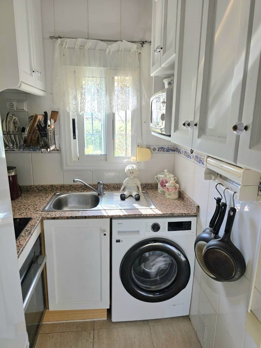 2 Zimmer Bungalow zu verkaufen in Torrevieja mit Pool - 179.000 € (Ref: 10005062)