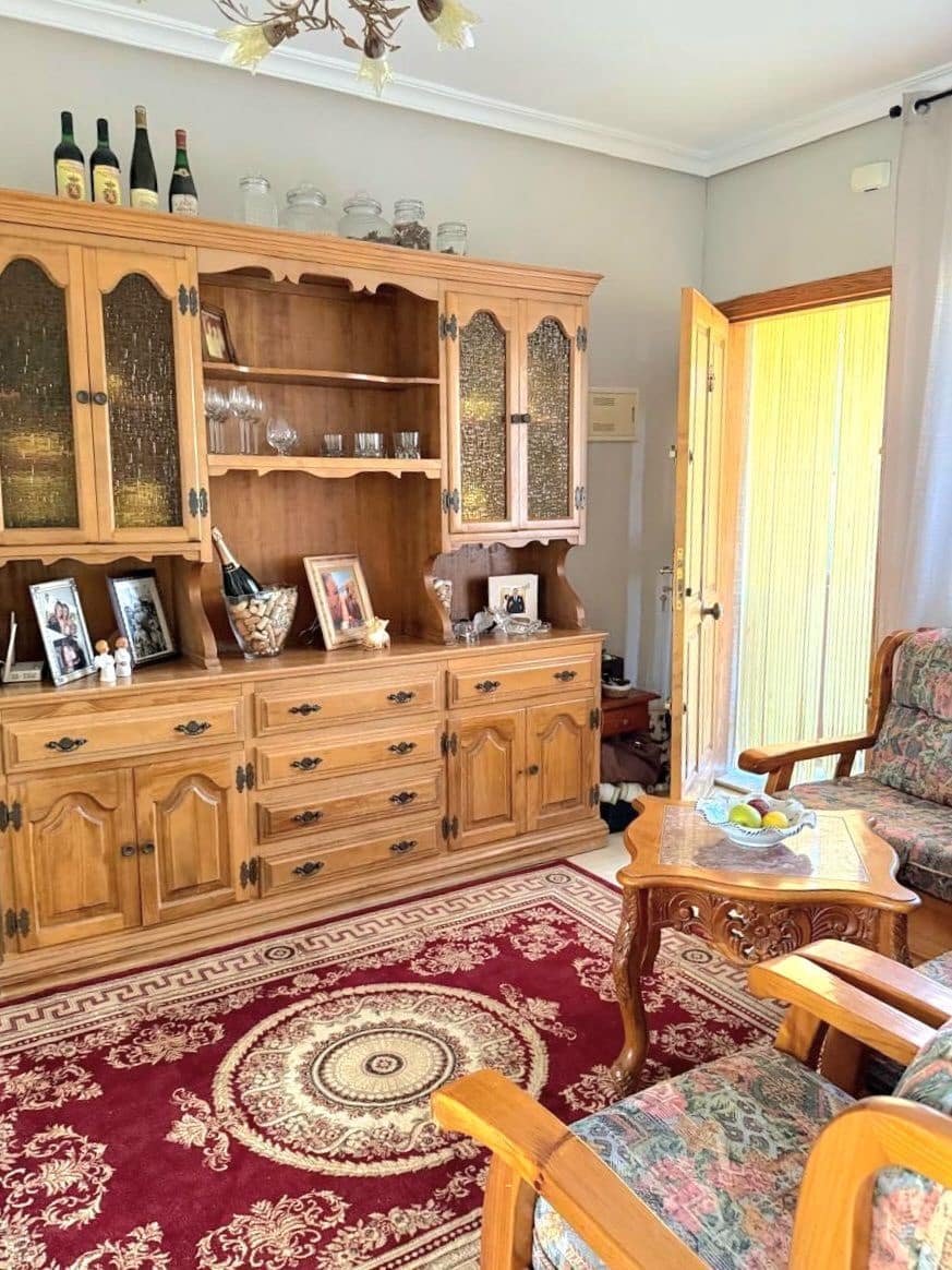 2 Zimmer Bungalow zu verkaufen in Torrevieja mit Pool - 179.000 € (Ref: 10005062)