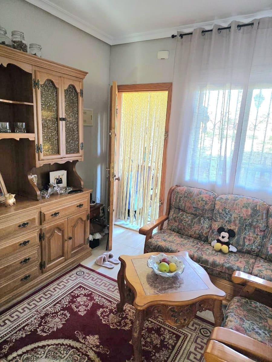 2 Zimmer Bungalow zu verkaufen in Torrevieja mit Pool - 179.000 € (Ref: 10005062)