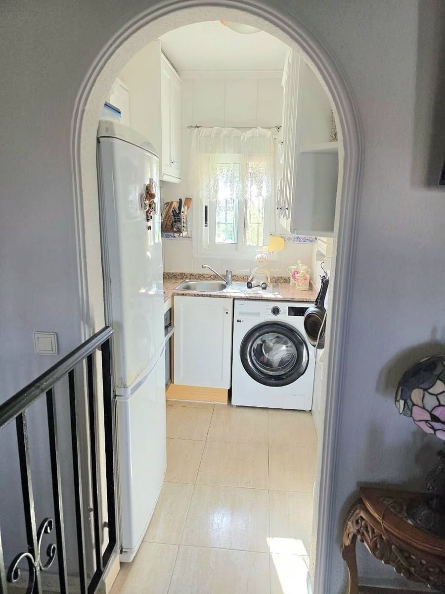 2 Zimmer Bungalow zu verkaufen in Torrevieja mit Pool - 179.000 € (Ref: 10005062)