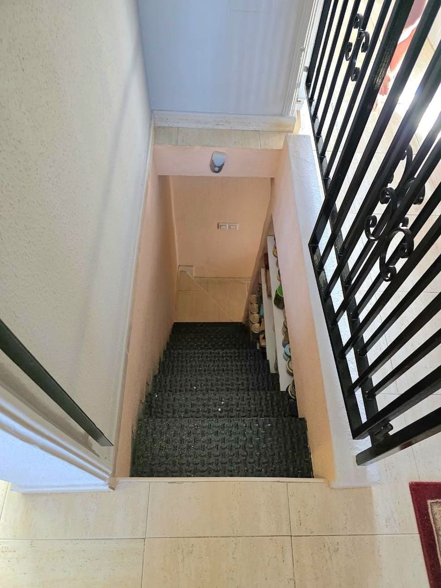 2 Zimmer Bungalow zu verkaufen in Torrevieja mit Pool - 179.000 € (Ref: 10005062)