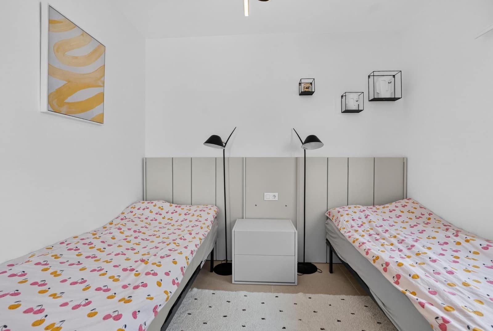 Chalet de 3 habitaciones en Guardamar del Segura en venta con piscina garaje - 445.000 € (Ref: 10005063)