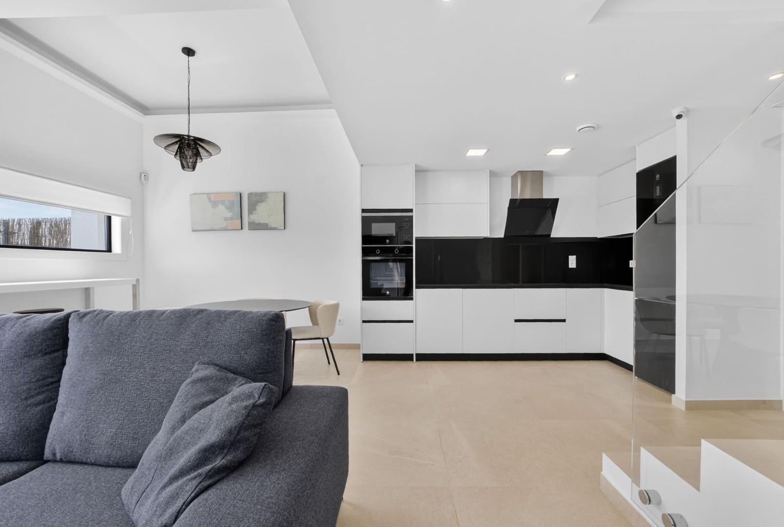 Chalet de 3 habitaciones en Guardamar del Segura en venta con piscina garaje - 445.000 € (Ref: 10005063)