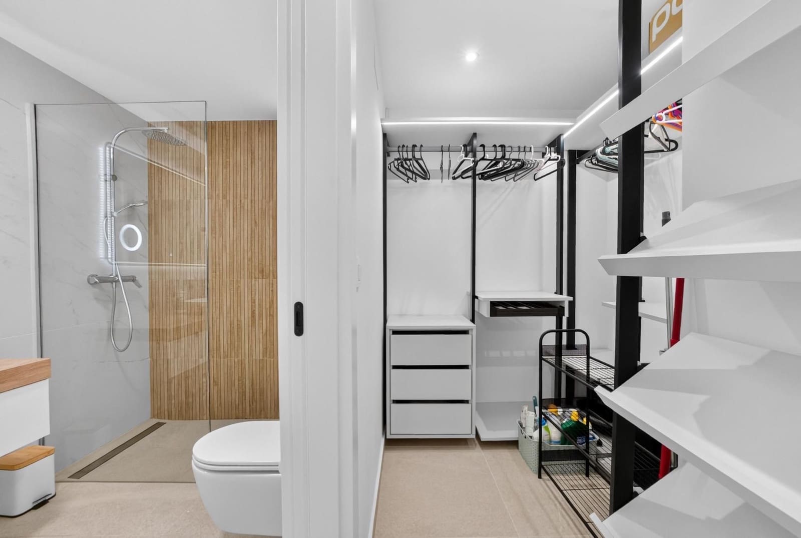Chalet de 3 habitaciones en Guardamar del Segura en venta con piscina garaje - 445.000 € (Ref: 10005063)