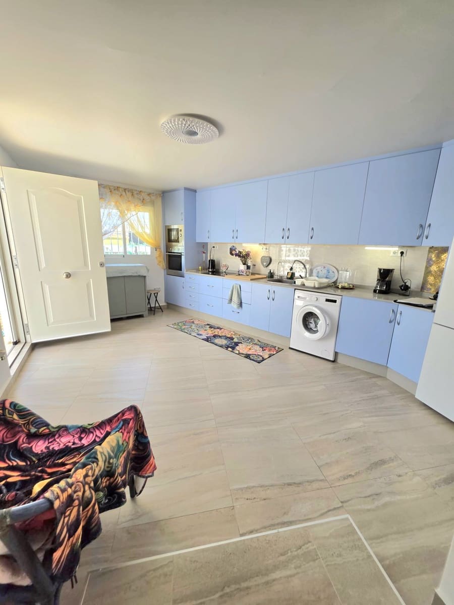 2 chambre Bungalow à vendre à Torrevieja avec piscine - 149 000 € (Ref: 10005065)