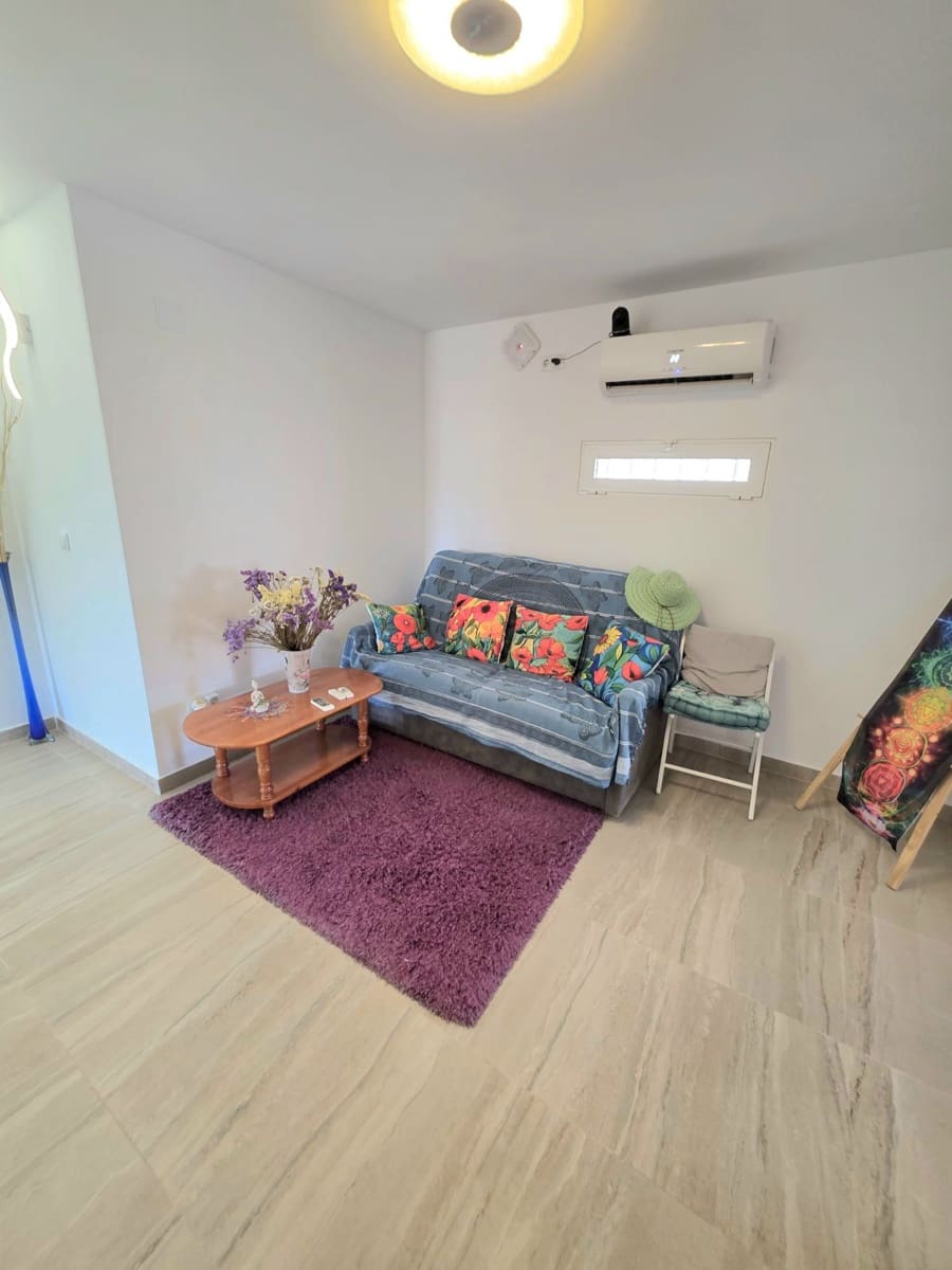 2 chambre Bungalow à vendre à Torrevieja avec piscine - 149 000 € (Ref: 10005065)