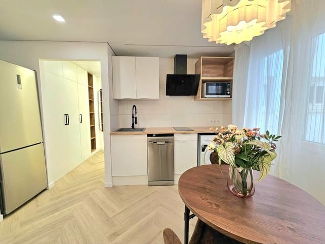 1 soveværelse Lejlighed til salg i Centro - Muelle Pesquero, Torrevieja - € 134.900 (Ref: 10005066)