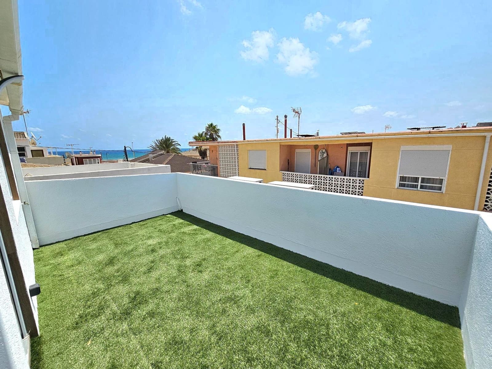 Pareado de 3 habitaciones en Torrevieja en venta - 334.900 € (Ref: 10005067)