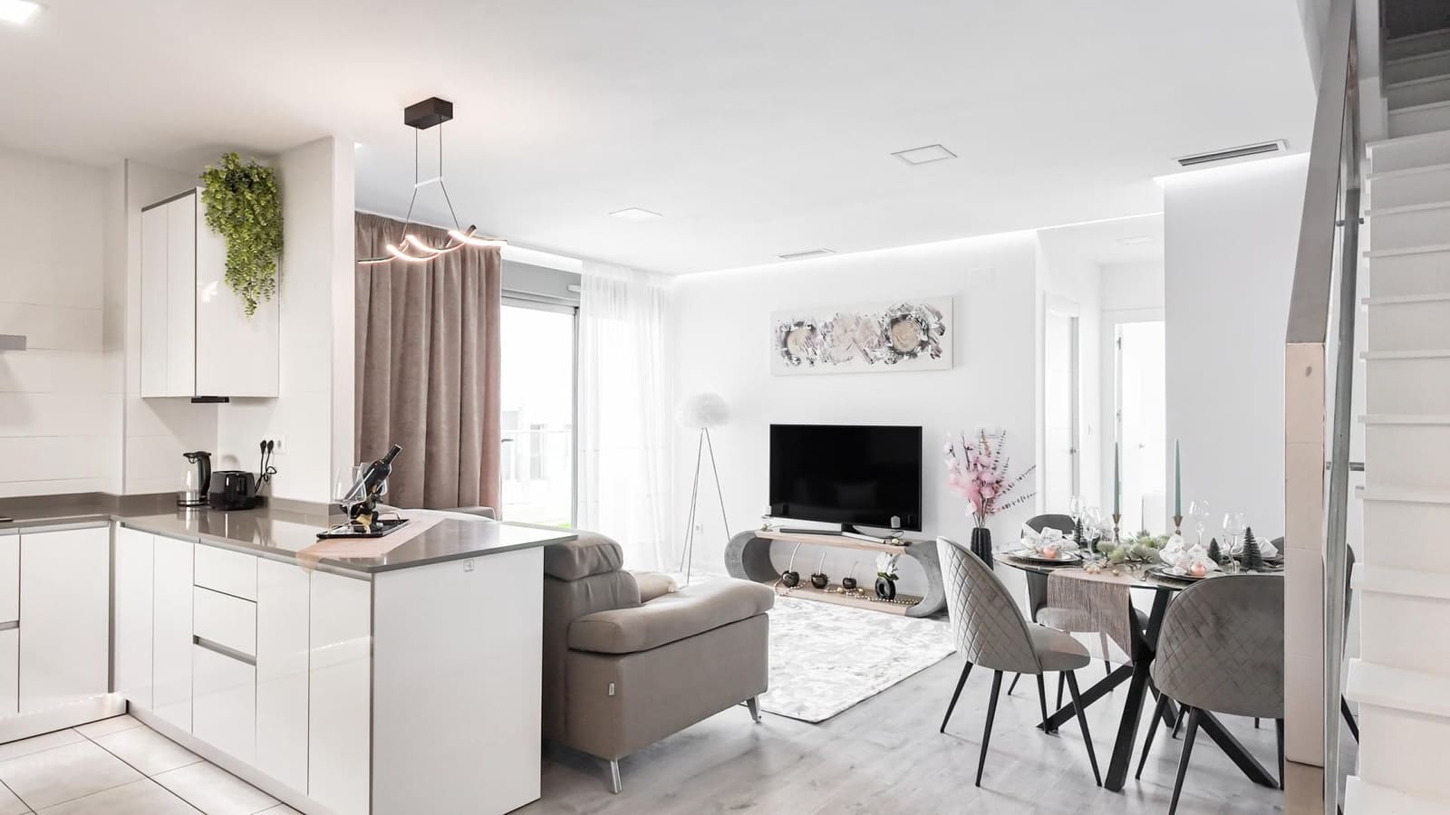 2 bedroom Penthouse for sale in Orihuela Costa with pool garage - € 319,800 (Ref: 10005068)