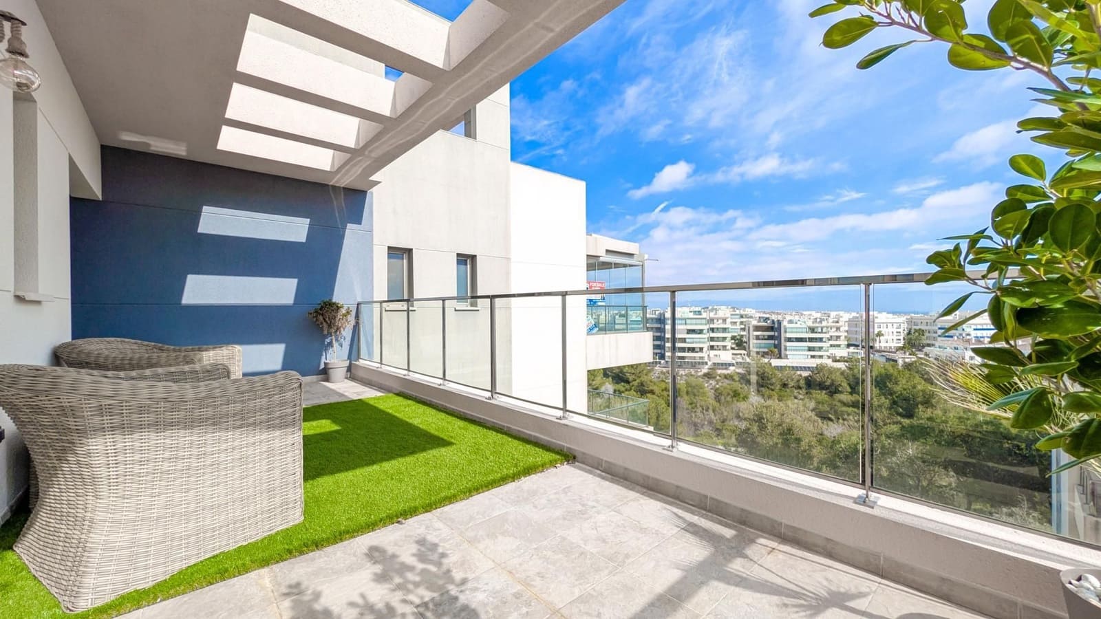 2 bedroom Penthouse for sale in Orihuela Costa with pool garage - € 319,800 (Ref: 10005068)