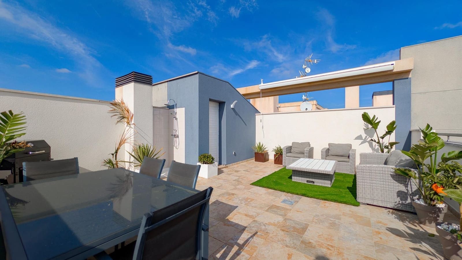 2 bedroom Penthouse for sale in Orihuela Costa with pool garage - € 319,800 (Ref: 10005068)
