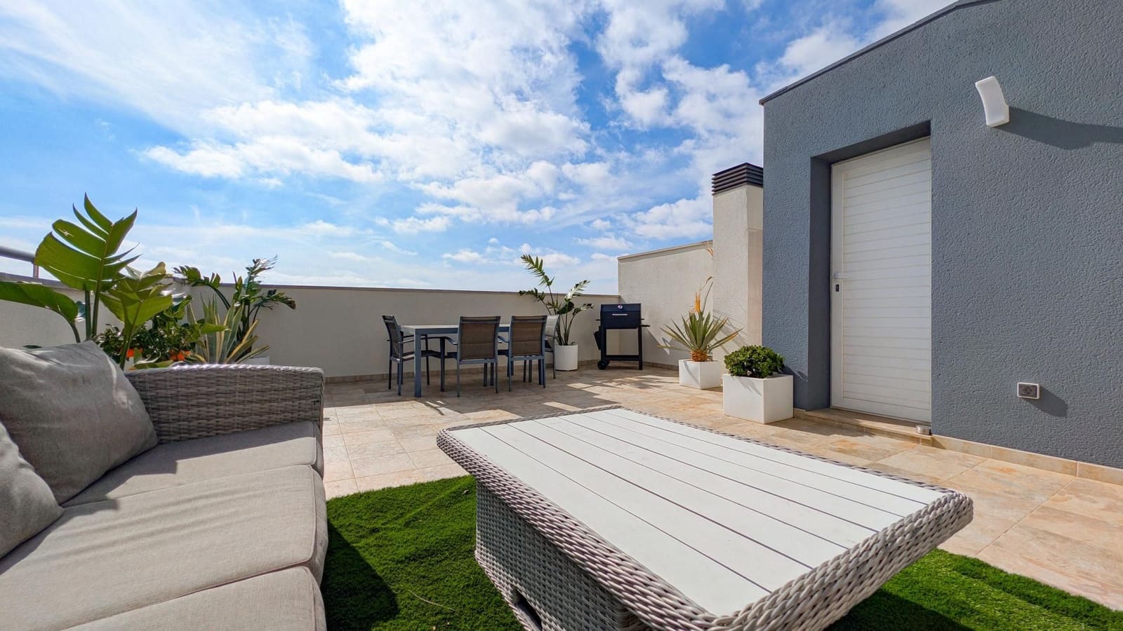 2 bedroom Penthouse for sale in Orihuela Costa with pool garage - € 319,800 (Ref: 10005068)