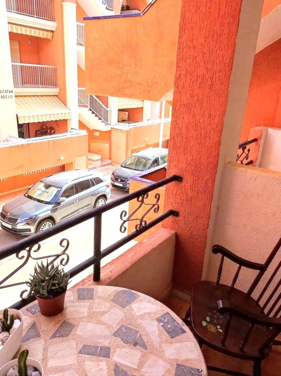 1 slaapkamer Appartement te koop in Torrevieja - € 89.900 (Ref: 10005069)