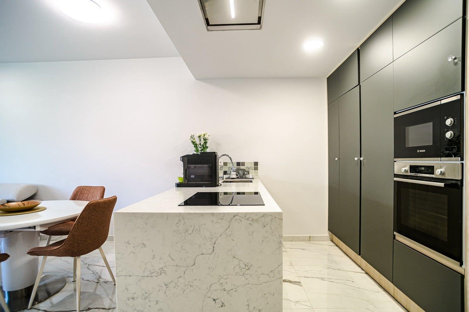 2 quarto Apartamento para venda em Torrevieja com garagem - 350 000 € (Ref: 10005070)