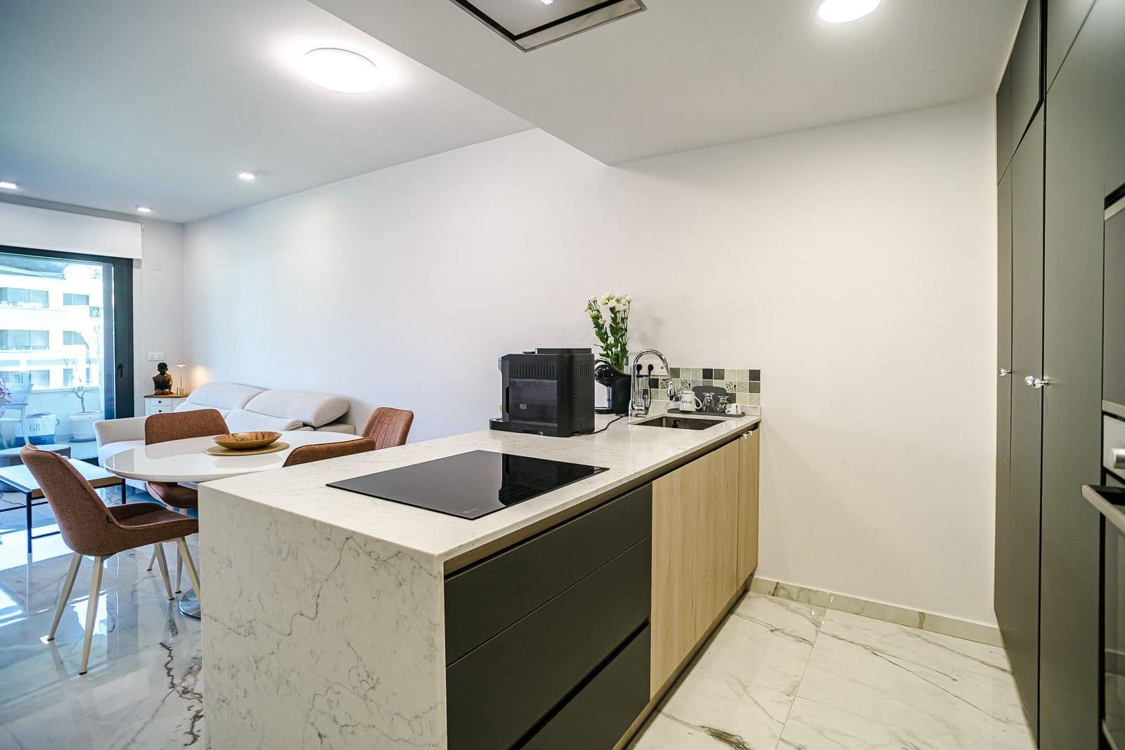 2 quarto Apartamento para venda em Torrevieja com garagem - 350 000 € (Ref: 10005070)
