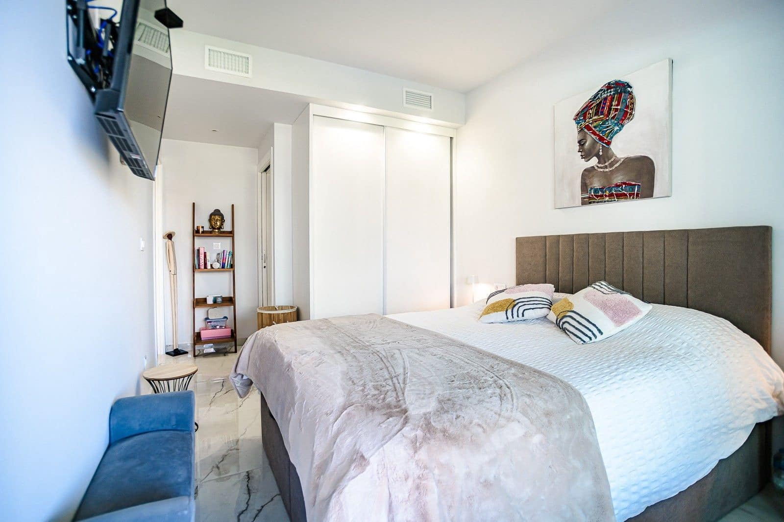 2 quarto Apartamento para venda em Torrevieja com garagem - 350 000 € (Ref: 10005070)