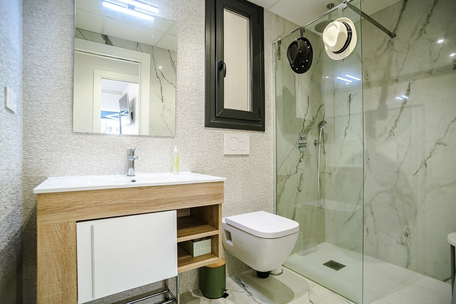 2 quarto Apartamento para venda em Torrevieja com garagem - 350 000 € (Ref: 10005070)