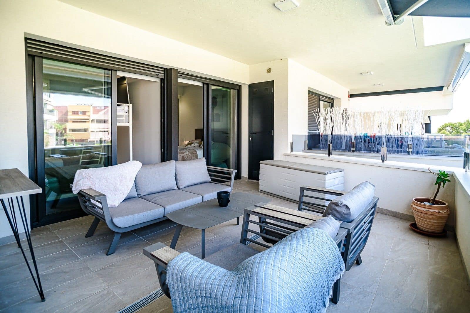2 quarto Apartamento para venda em Torrevieja com garagem - 350 000 € (Ref: 10005070)