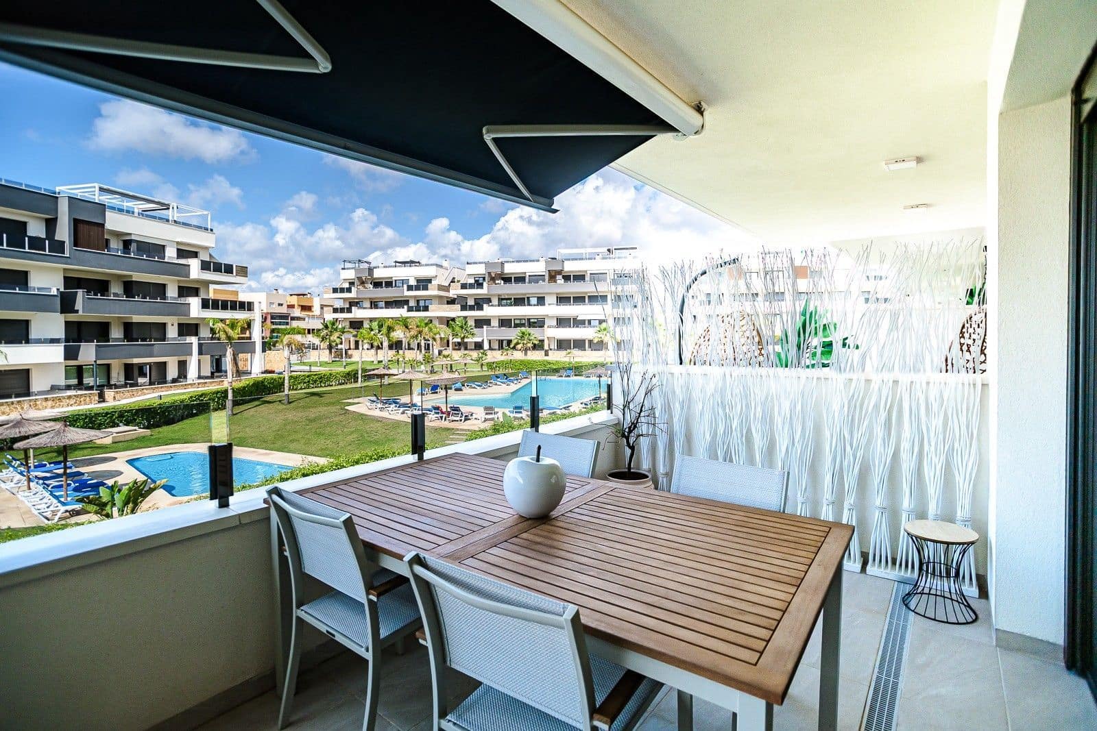 2 quarto Apartamento para venda em Torrevieja com garagem - 350 000 € (Ref: 10005070)