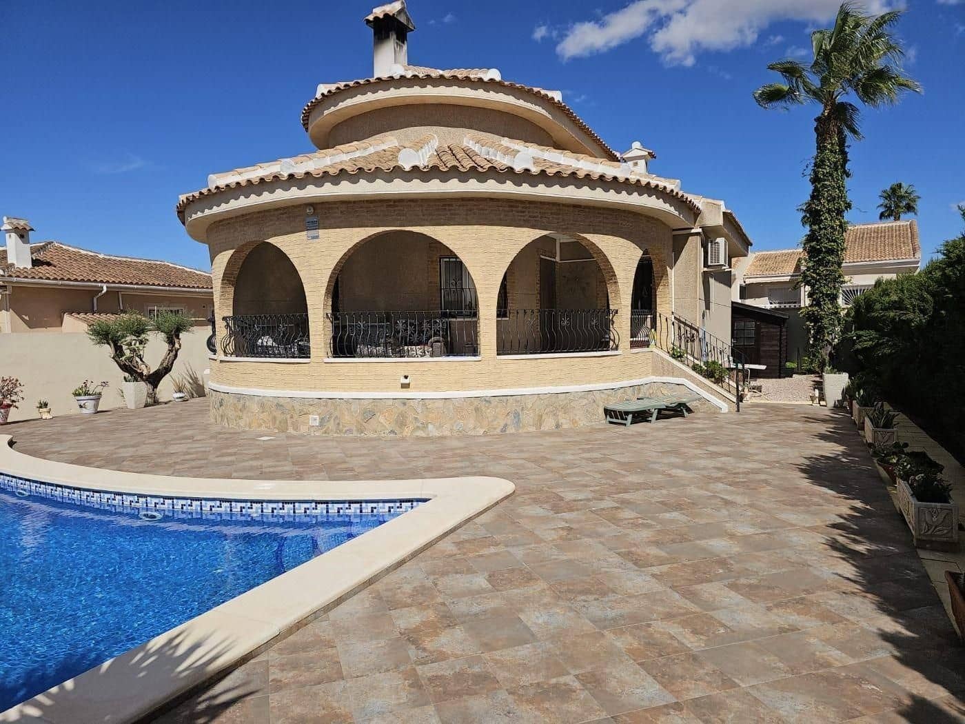 3 camera da letto Villa in vendita in Benijofar con piscina garage - 350.000 € (Rif: 10005072)