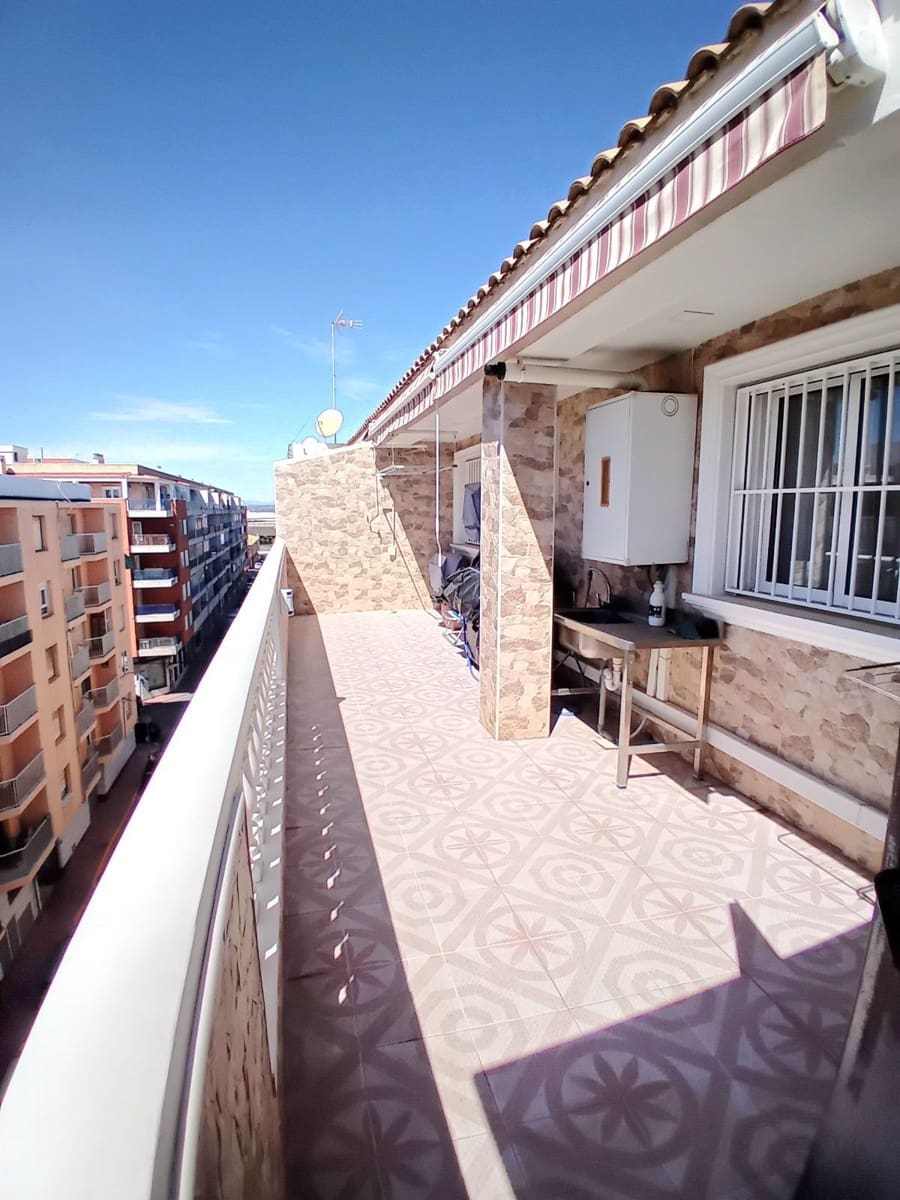 3 quarto Penthouse para venda em Torrevieja com garagem - 314 900 € (Ref: 10005075)