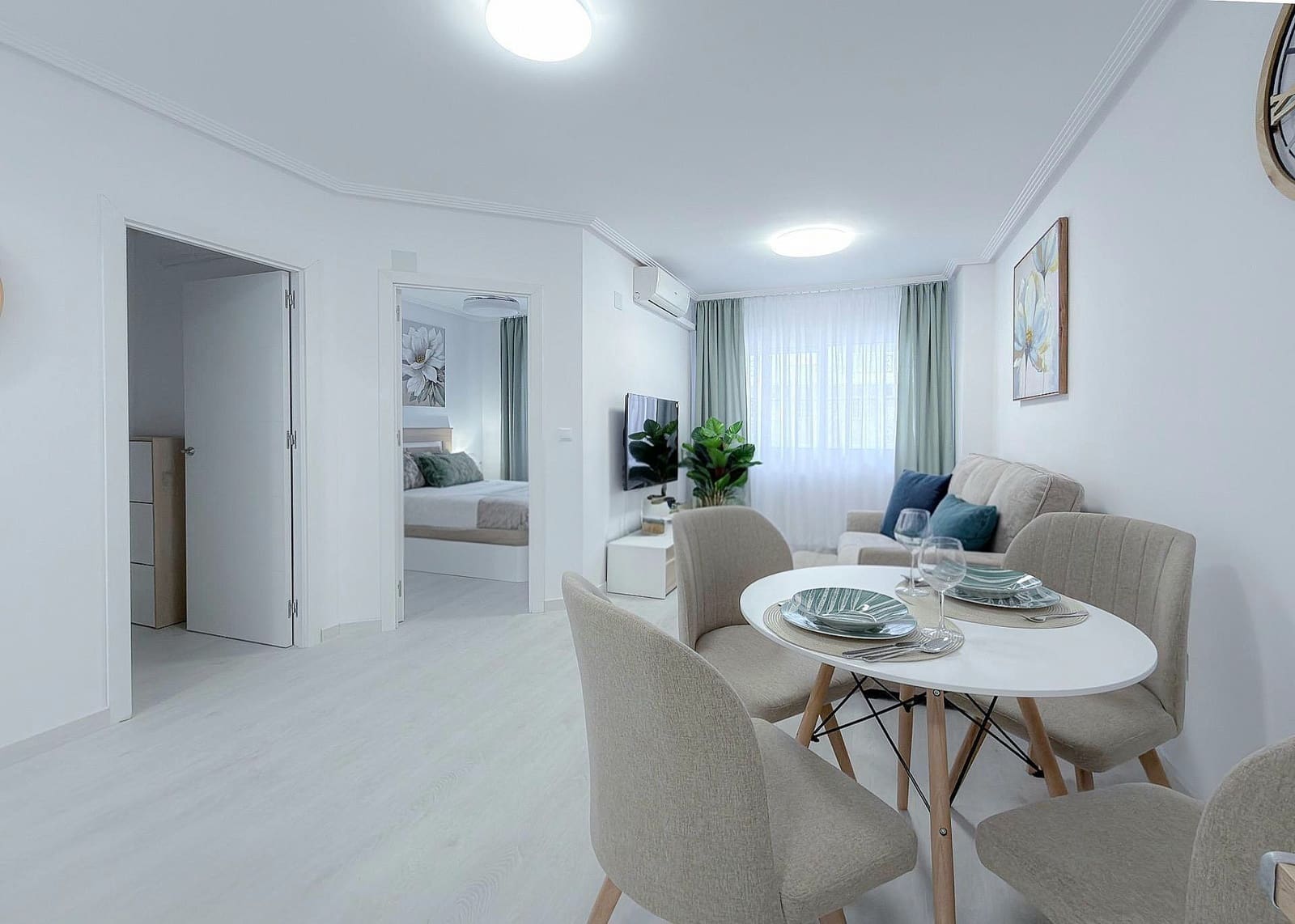 1 soveværelse Lejlighed til salg i Torrevieja med swimmingpool - € 126.500 (Ref: 10005076)