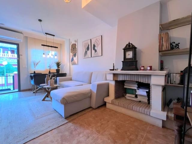 3 soveværelse Semi-Rækkehus til salg i Los Almendros (Orihuela Costa), Orihuela med swimmingpool garage - € 285.000 (Ref: 10005077)