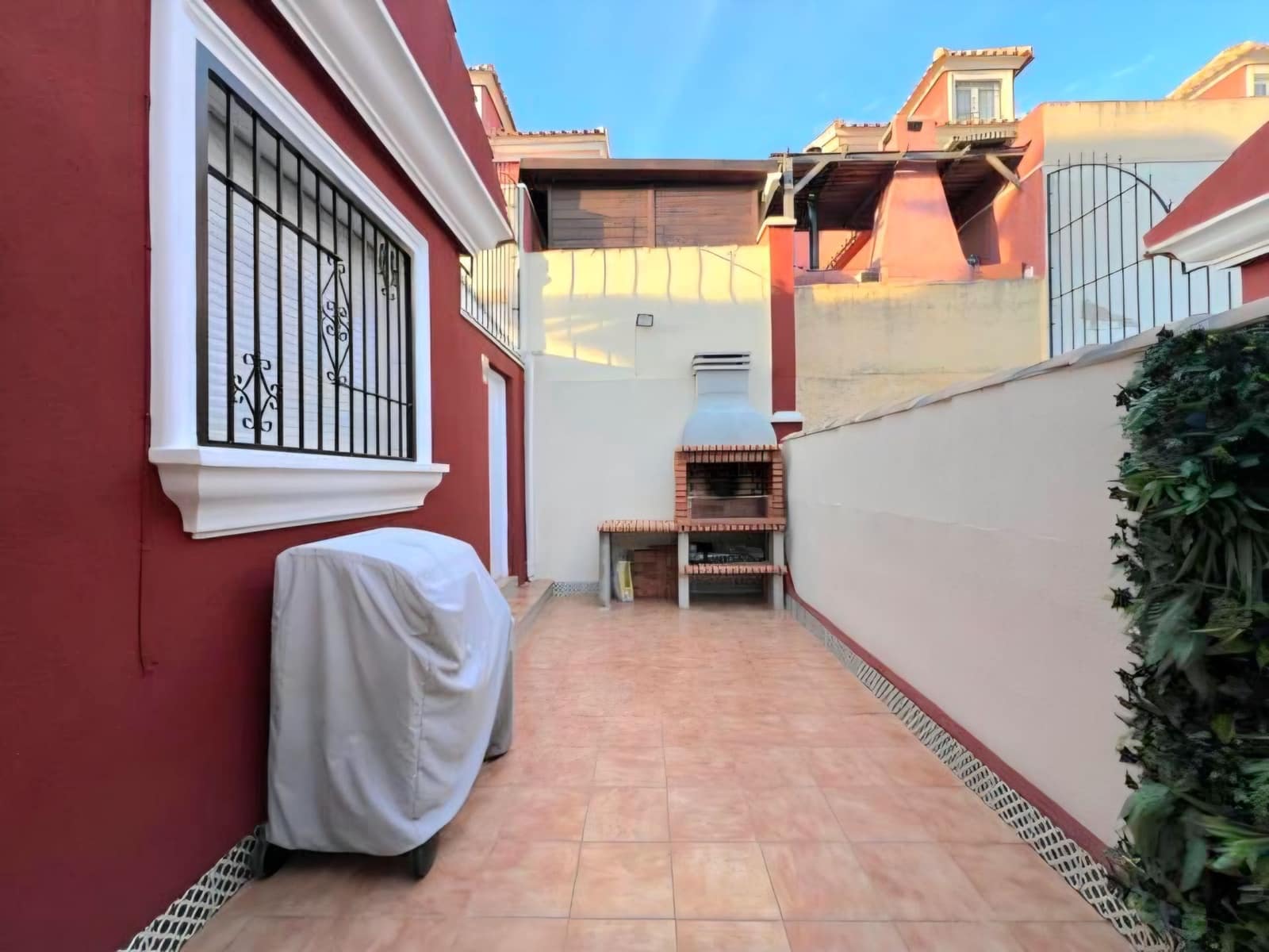 3 soveværelse Semi-Rækkehus til salg i Orihuela Costa med swimmingpool garage - € 285.000 (Ref: 10005077)