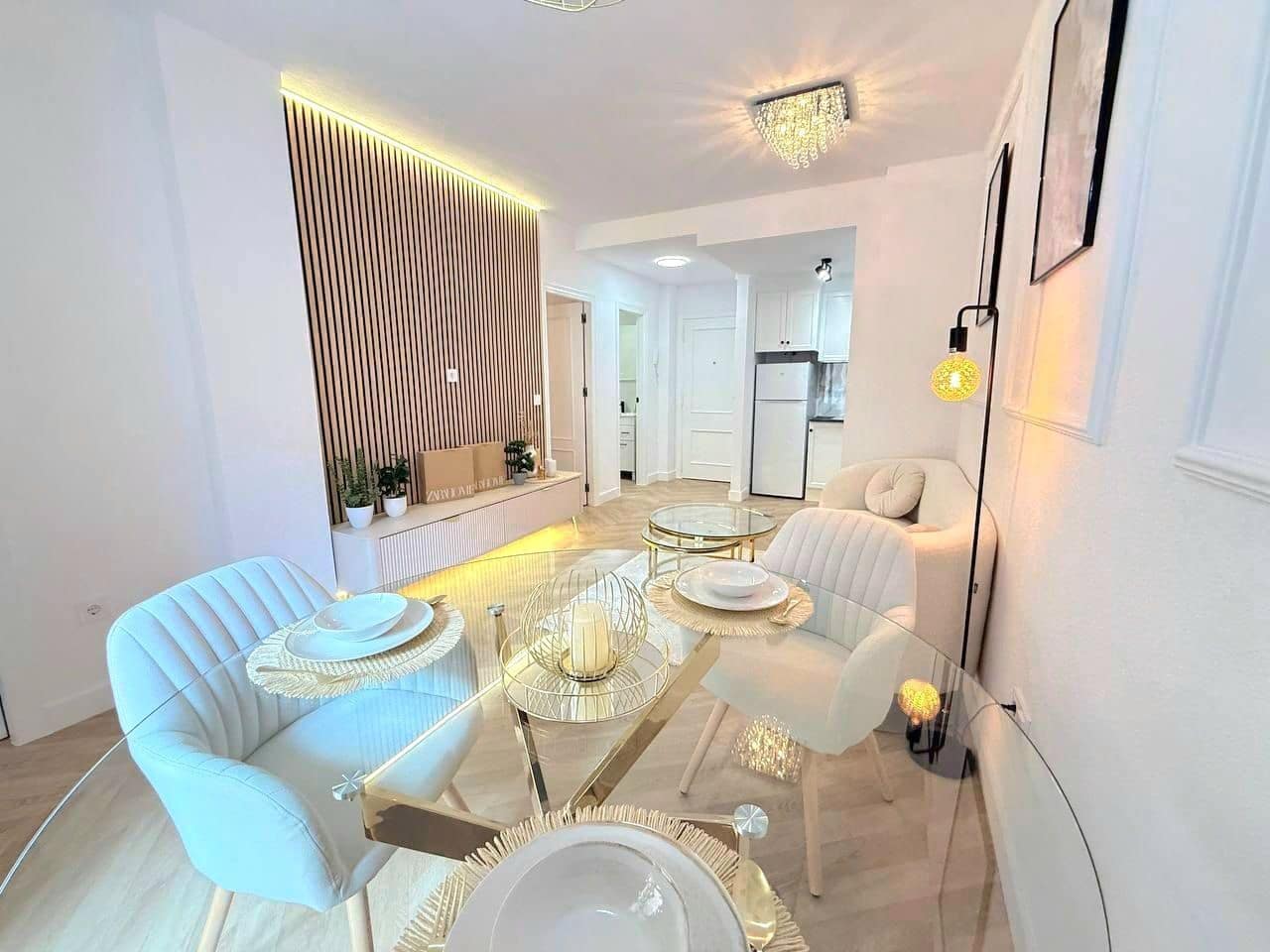 2 makuuhuone Huoneisto myytävänä paikassa Torrevieja mukana uima-altaan - 164 900 € (Ref: 10005078)