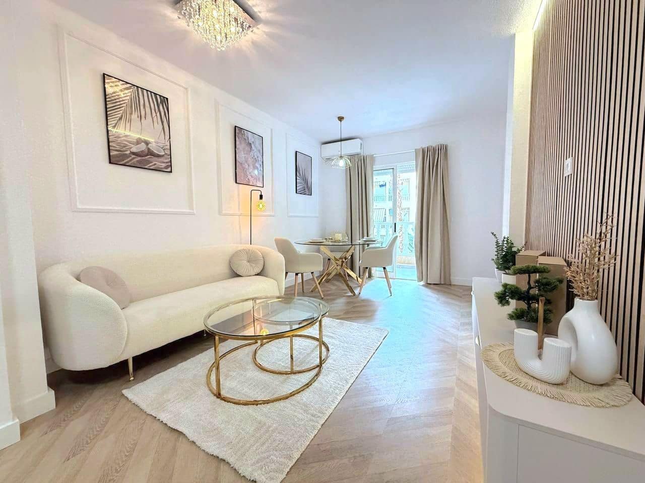 2 makuuhuone Huoneisto myytävänä paikassa Torrevieja mukana uima-altaan - 164 900 € (Ref: 10005078)