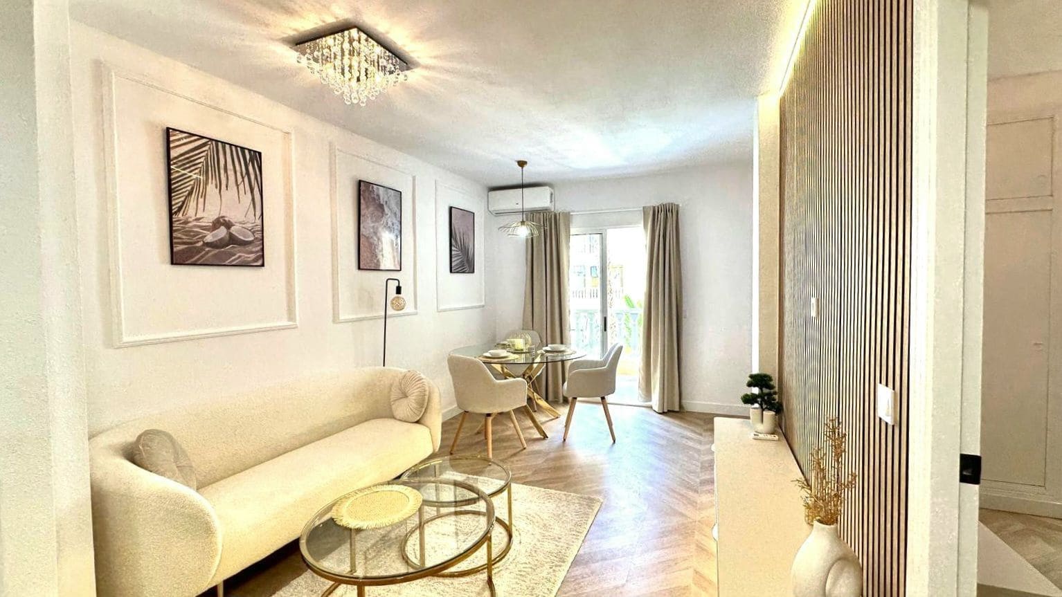 2 makuuhuone Huoneisto myytävänä paikassa Torrevieja mukana uima-altaan - 164 900 € (Ref: 10005078)