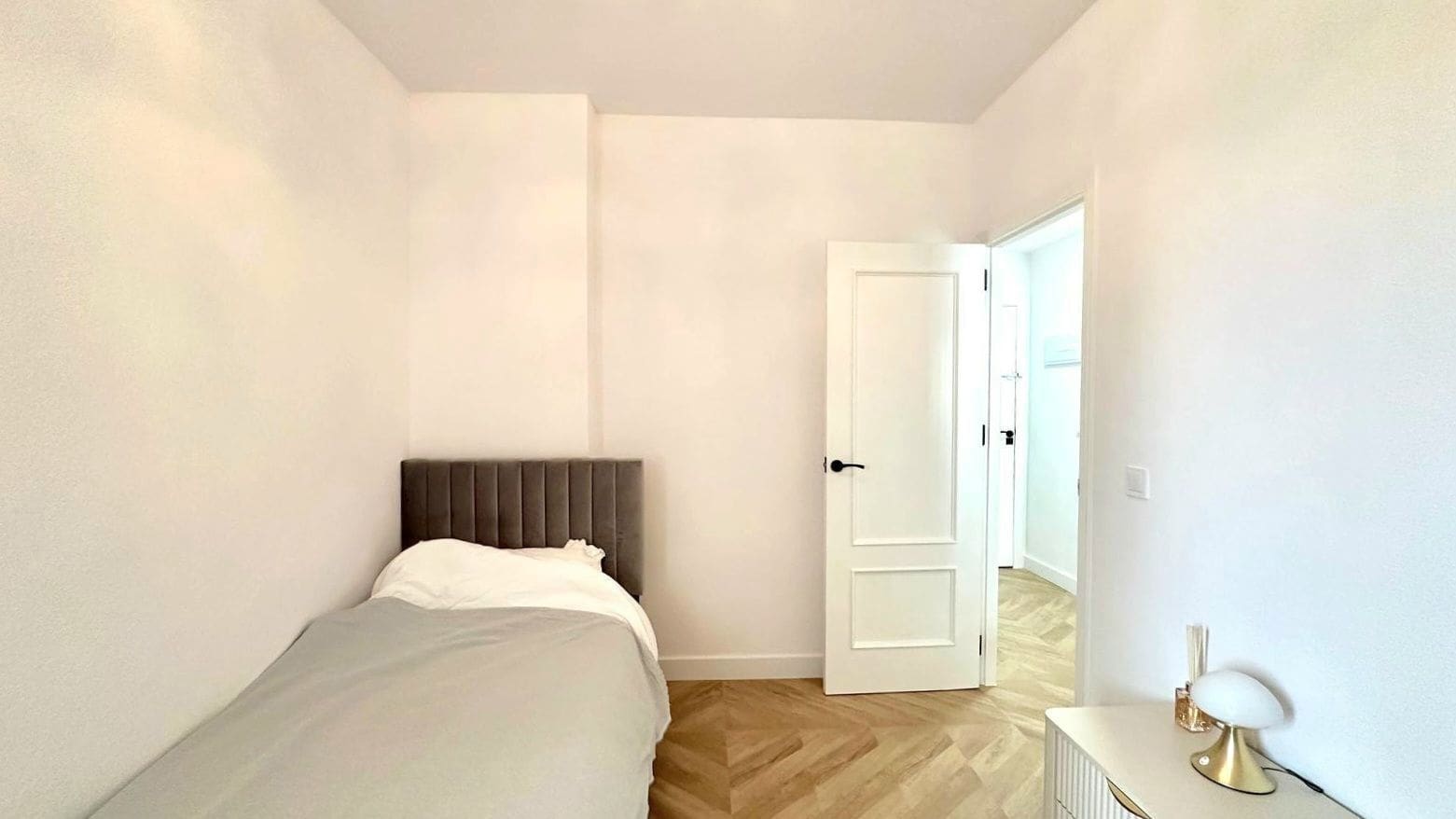 2 makuuhuone Huoneisto myytävänä paikassa Torrevieja mukana uima-altaan - 164 900 € (Ref: 10005078)