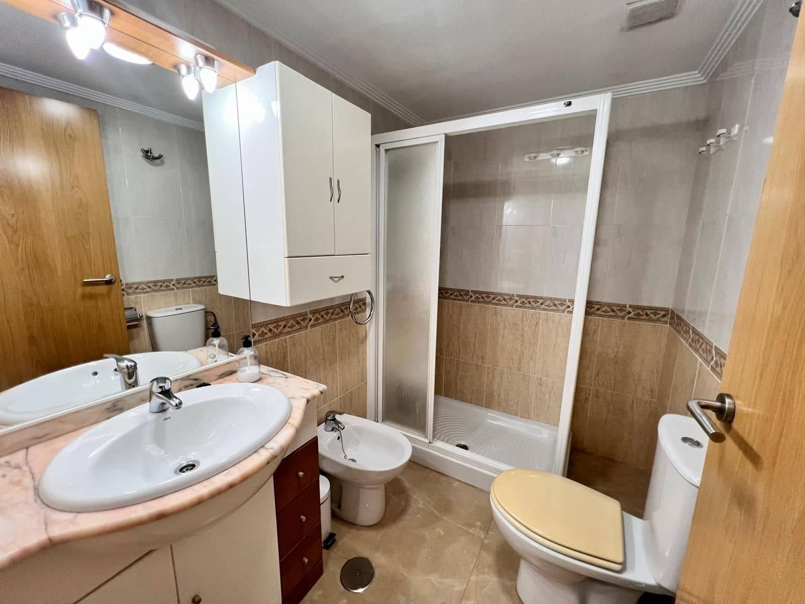 Ático de 4 habitaciones en Guardamar del Segura en venta con garaje - 299.000 € (Ref: 10005079)